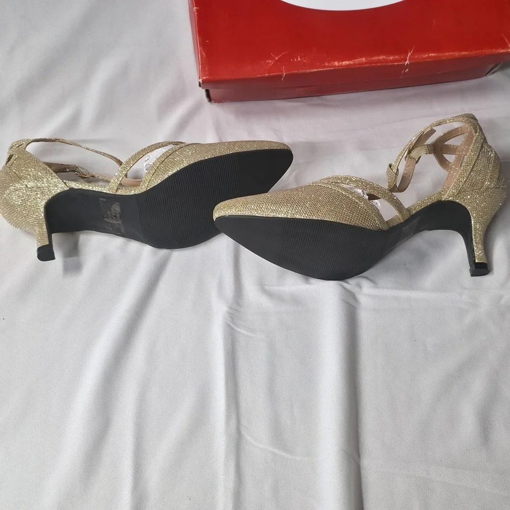 Classique Stacia Women's Glittery Gold Dress‎ 3 Inch Heels Size 9M NIB